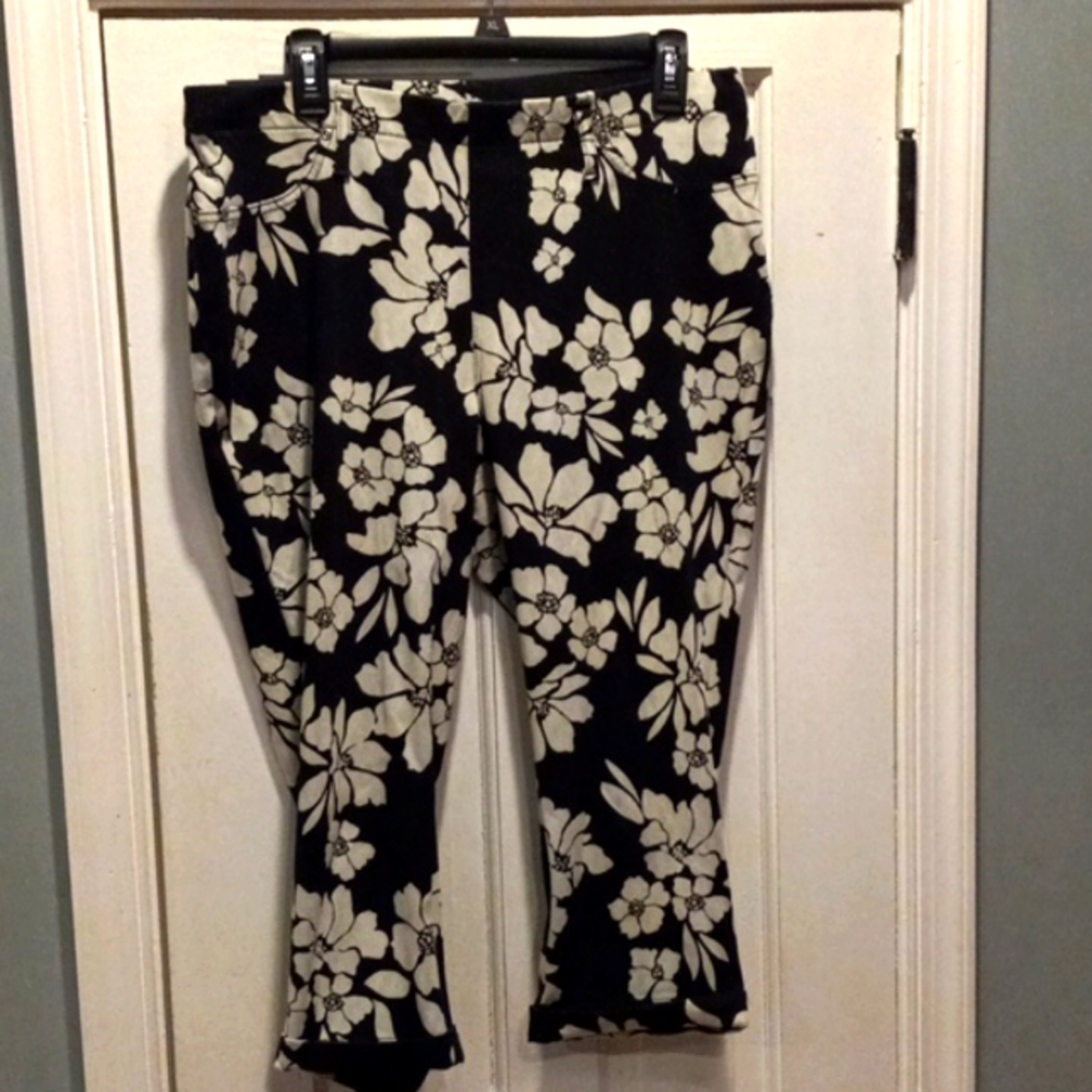 Capri pants